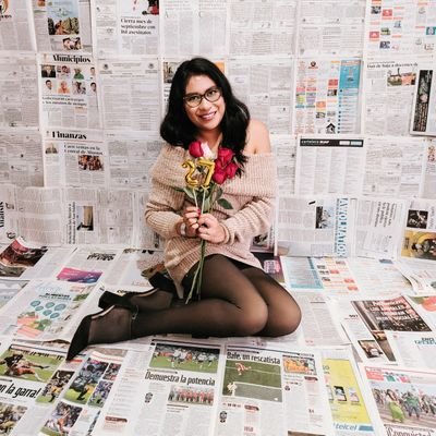 AnagabyHees's profile picture. Yo opino,
porque leo bien los diarios
y los leo diario a diario
para seguir opinando🎶Crearé el Movimiento Anti-tibios❤️‍🔥|27|Escribo reseñas en @kinemabooks📝