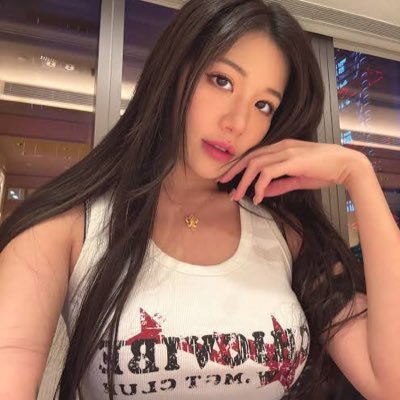 MarketPuiy19216's profile picture. 