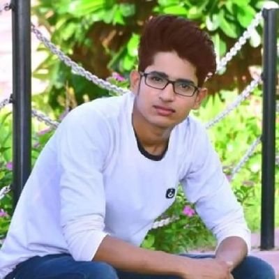 YOGENDRAKU90967's profile picture. 