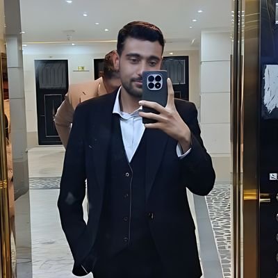 mohammad__66_al's profile picture. همان کافر که میکردم نصیحت 
سرش پر باشد از پیمانه دوست🥀