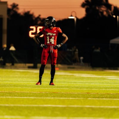 Willie13__'s profile picture. DB @SeuFireFootball