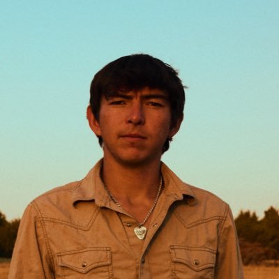 WyattFlores10's profile picture. 🛻💨