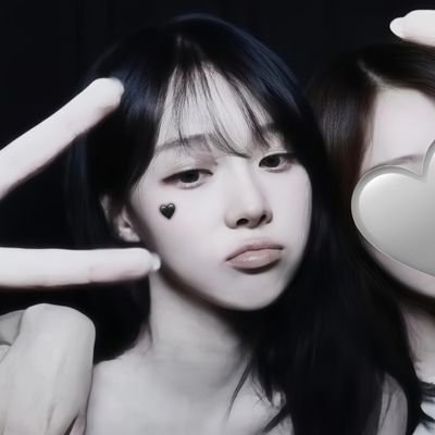 lovemilk161's profile picture. I like Winter not just the season.