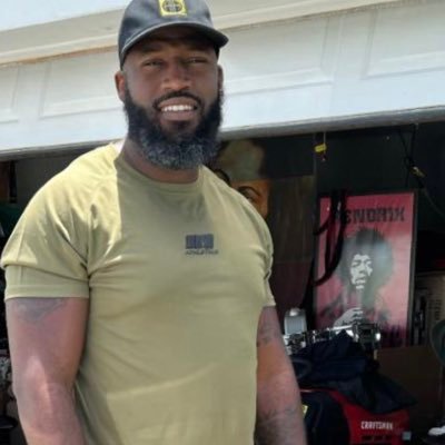 FreshlockedN's profile picture. Content creator | Host | Traveler | Streamer