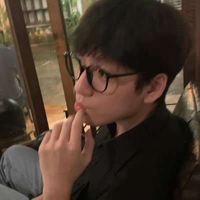 acel96483339064's profile picture. for kasteye and twice