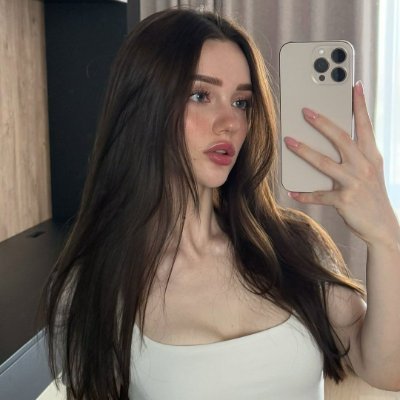 MaxwellRas52825's profile picture. 