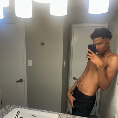 reemtolit's profile picture. 18+ Content Creator 🔞 strictly top 😈 📸: dareal_reem2x hmu for $50 ft shows