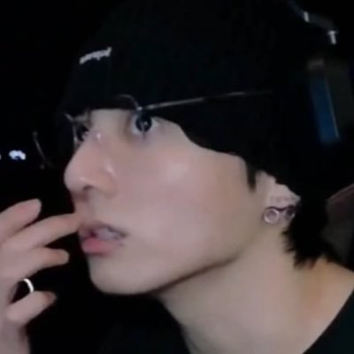 pjmpjmpjmpj's profile picture. 