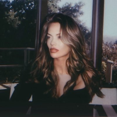 briannawiest's profile picture. 