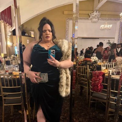 ShadeMasterFlex's profile picture. ✨Walk like I know my pussy dangerous, talk like my words are made of angel dust ✨ BX bred🏙️, Queens living 🌐, ‘round the way girl. 1/3 of Fair Game LLC