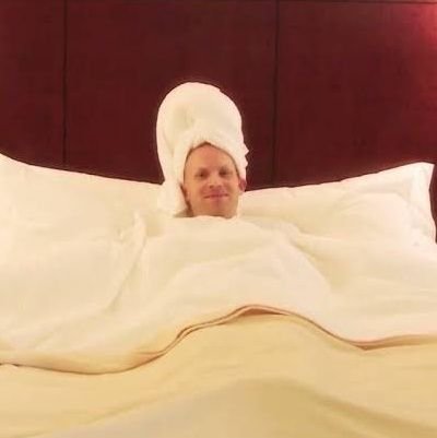 6ftinch's profile picture. buuu