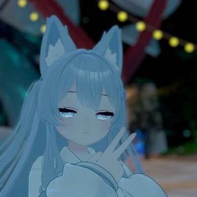 SnugVR's profile picture. Between worlds, between dreams. You'll find me on VRChat 💙

アズリアン  🌊