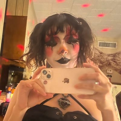 kysnami's profile picture. meow