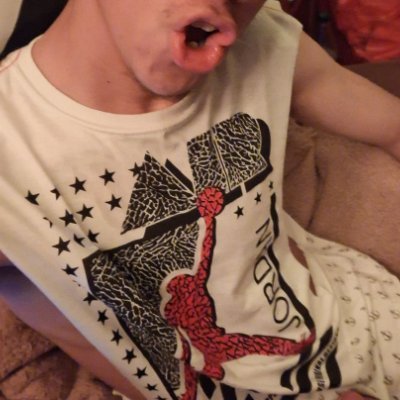 theboybator's profile picture. 