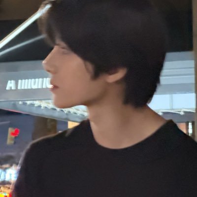 aohmygosh's profile picture. 