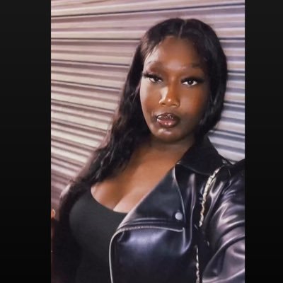 DarkLikeHennyy_'s profile picture. ( You Got To Let People Think Whatever About You. No Clarification Needed. )🤗 IG: DarkLikeHennyyyy
