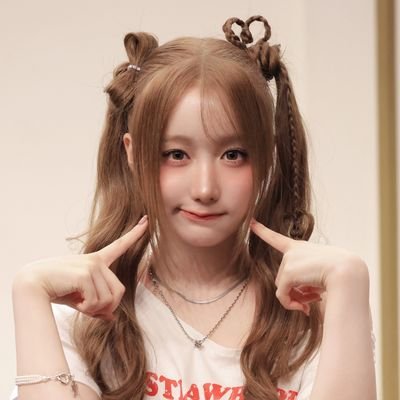 mommieO8_'s profile picture. fan account    #JUNGT
                                                                #KHUNPOL  #HEARTchuthiwat  

                    #MARCKRIS #JINWOOKkim