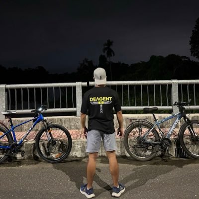 stevenguyen1303's profile picture. $AIA long-term holder.