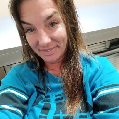 GreeceJohn5's profile picture. A hobby (“coffee lover ☕”)

A personality trait (“positive vibes only ✨”)