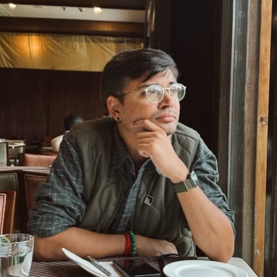 Niteesh22's profile picture. Tinkerer | Pioneering AR/VR Typography | Director of Design @PocketFM_App | Designed AR One Sans | Crafting the Future of Spatial Design | Previosly @meta
