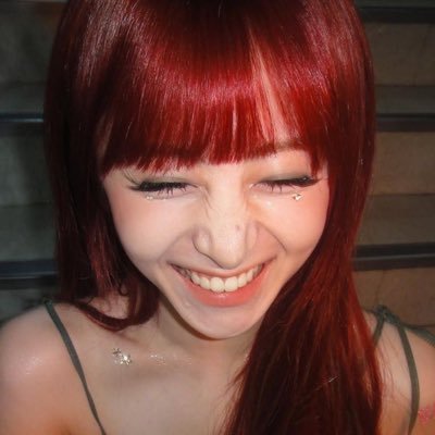 redmalve's profile picture. ✦ Designer | Ψ | #치키타 & #윤진 collector | Casual GOM 🇧🇷🇵🇭🇯🇵| @REDCanids @valorant