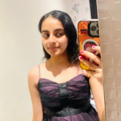 riddhijoshi22's profile picture. Sab Mil Gaya Jab Se Mila Tu 🫶🏻 @ArmaanMalik22 @AmaalMallik