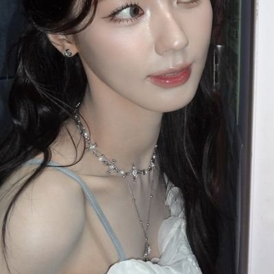 Miiyeony's profile picture. Dear MY Lover, @jayboemhr