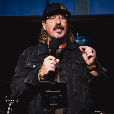 ChuckETate's profile picture. 📕 41 Will Come | 📗 Nine Words From Jesus (1.14.25)
✝️ Pastor @rockchurch | 🎙 Host @revivaltownpodcast
⚡ Igniting hope, fueling faith, pointing to Jesus.