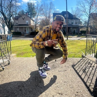 WhyNotUs89's profile picture. 