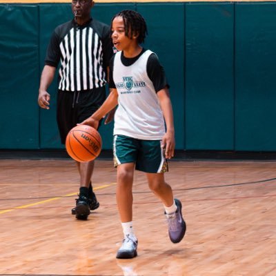 theshowtimedev's profile picture. 5’4 guard | 115 Lbs| Somerset Sky Pointe| Las Vegas Nv| 3.3 GPA| Class Of ‘29 | 2 Sport Athlete