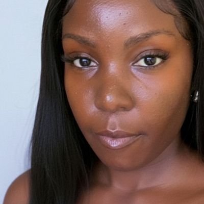 virtuallytolu's profile picture. I love the mind. I talk about it a lot. || Social Media Management @teecentralized