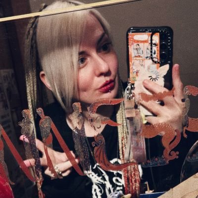 july_killmymind's profile picture. ドブネズミ🐁
京様虜💛
　Dir en Grey
♡ Sukekiyo
♡ Petit Brabancon 

FR/ENG/日本語