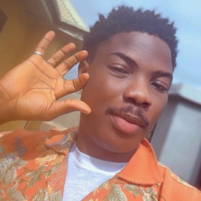 Oluwanifisce's profile picture. Biotechnologist|| Non-Partisan|Sarcasm| Here to observe, and occasionally drop a take.