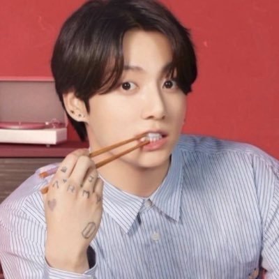 mysharkoo's profile picture. 김태형 🧸🍓