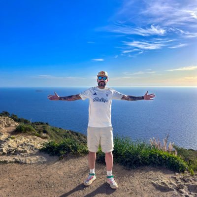 CapitalR's profile picture. #NFFC ❤️ | ⚽️🏏🎮🎱📸🎨🏃🏽‍♂️🚴🏽‍♂️ | Nottm raised London living 😉 | 24 months - 🚫🍺🚱 | “Lefty” ✍🏽