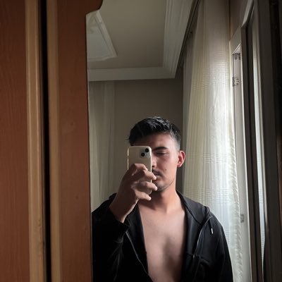 ramazanbolaat's profile picture. olacak olana ağıt