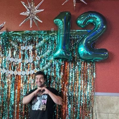 FryinCrispy13's profile picture. 31 he/him🏳️‍🌈 Sunset & Vine 10.22.17🖤 1989 Tour Seattle💚 rep Tour x3🐍 The Eras Tour: Tampa N2 & Seattle N1🏟