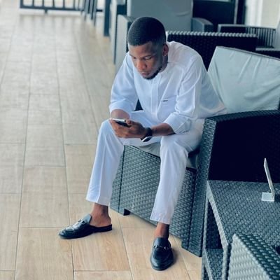 James_king514's profile picture. social media manager
Graphics designer