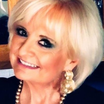 AveryMaria57676's profile picture. Artist, Designer, former Real Estate Broker in love with life who hopes to live to be 100!