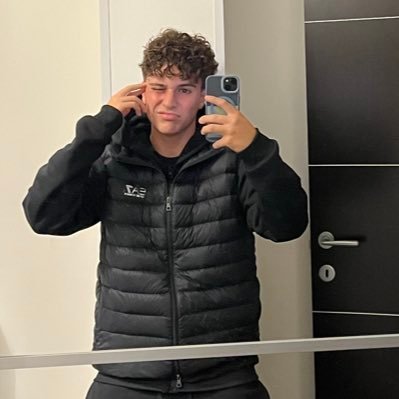 figurella2priv's profile picture. 