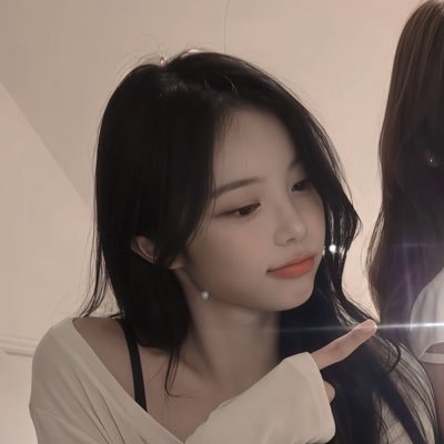 xocviy's profile picture. https://t.co/caQ7oRSnHe