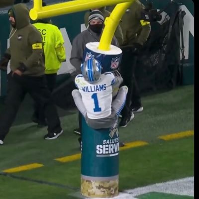 datdude_Jcole's profile picture. in a room full of crackers I might cut the cheese