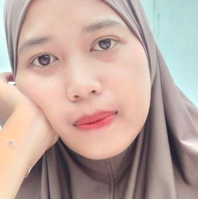 semangatttku22's profile picture. account : @annisanrrrr22 kena sus🍣