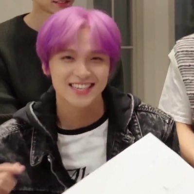 hiiiiii_die's profile picture. 