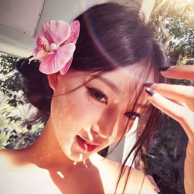 lasts4forever's profile picture. chinesearabicartcatpandaholic