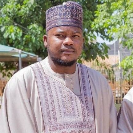 alqary_emran's profile picture. | Python | Data Analyst | Certified Quranic Reciter | Drislad Travels | 🇳🇬 | BARĆA |