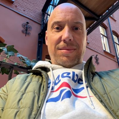 realjohnskogman's profile picture. Följ mig för mer tips