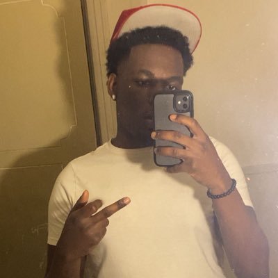 q_withthewaves's profile picture. •𝑻𝒉𝒆 𝑵𝒆𝒊𝒈𝒉𝒃𝒐𝒓𝒉𝒐𝒐𝒅 𝑭𝒍𝒚𝒆𝒔𝒕 •Grambling Alumnus🐯 •𝐿𝐿𝐵𝟣𝟤 ❤️🕊️ •𝙻𝚘𝚞𝚒𝚜𝚒𝚊𝚗𝚊 𝚋𝚊𝚋𝚢 3️⃣1️⃣8️⃣