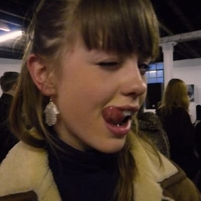 mileyiio's profile picture. she/her || not a coach || ♎︎︎𖤓