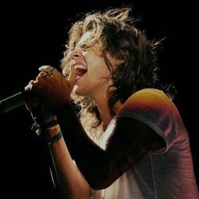 ValeIris238's profile picture. Don't ask how i know, just know that i know,💚🥀💙